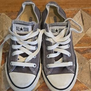 Converse Kids Low-Top Canvas Sneakers in Gray and White